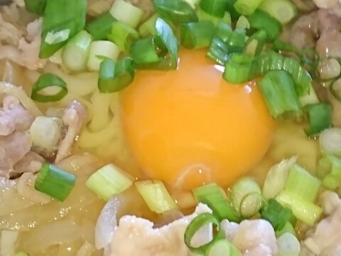 肉のせ 釜玉うどん